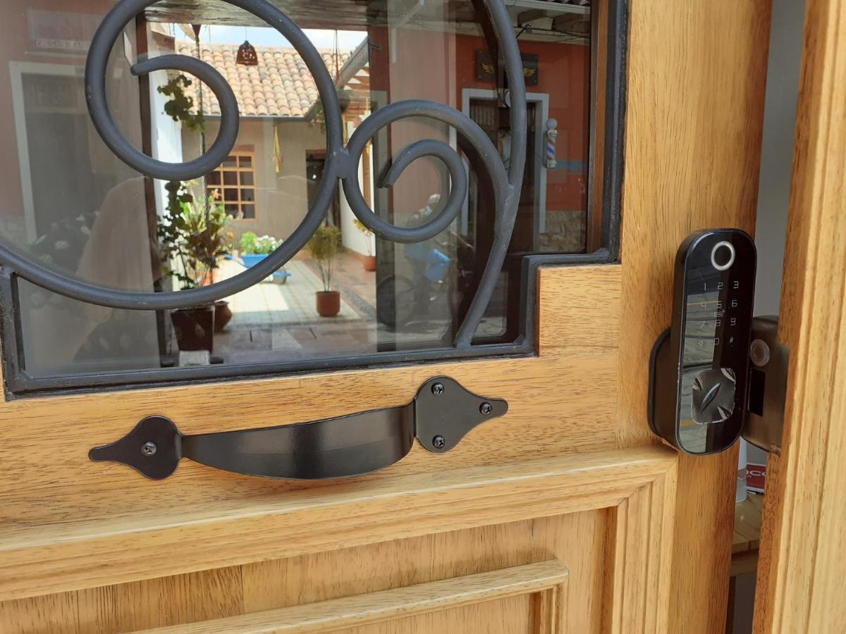 Hostal Suite Le Fabrique Cuenca Kültér fotó